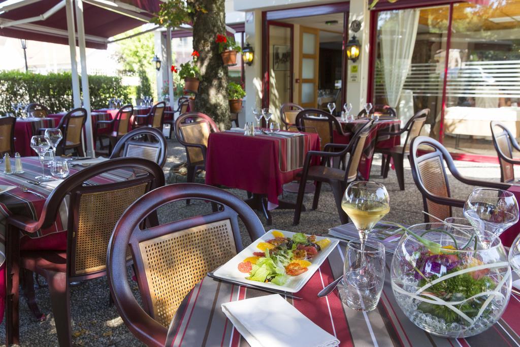 Auberge De La Terrasse Villersexel Exteriér fotografie